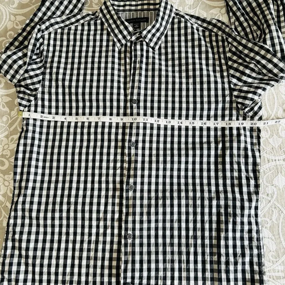 Banana Republic Shirt Men M 15-15 1/2 Black White Plaid Button Down Casual Prepy